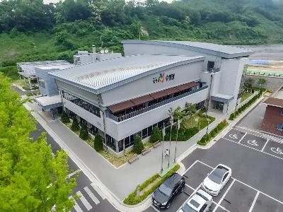 에코-랜드 수영장 전경